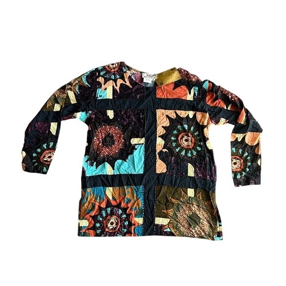 American Vintage Tops - Deadstock beaded floral funky artsy aop long sleeve naca by milo M‎